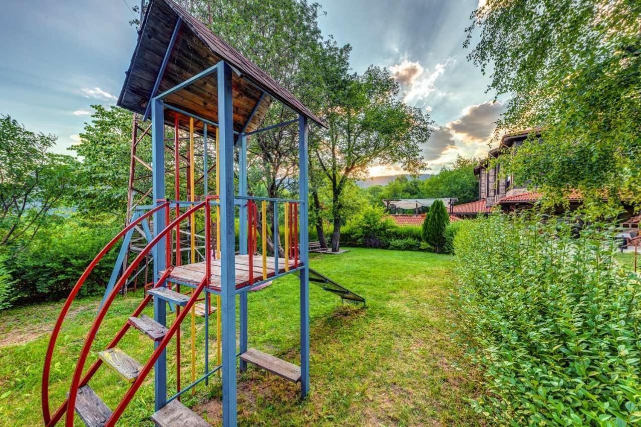 Hotel Smilen Smolyan Exterior foto